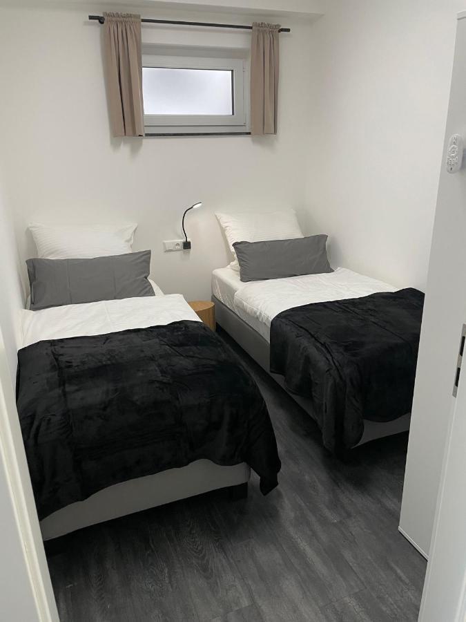 Apartments Saaldorf-Ferienhaus Mit 6 Apartments 45Qm-120Qm Direkt Am Thueringer Meer-Bleilochtalsperre Bad Lobenstein Eksteriør billede
