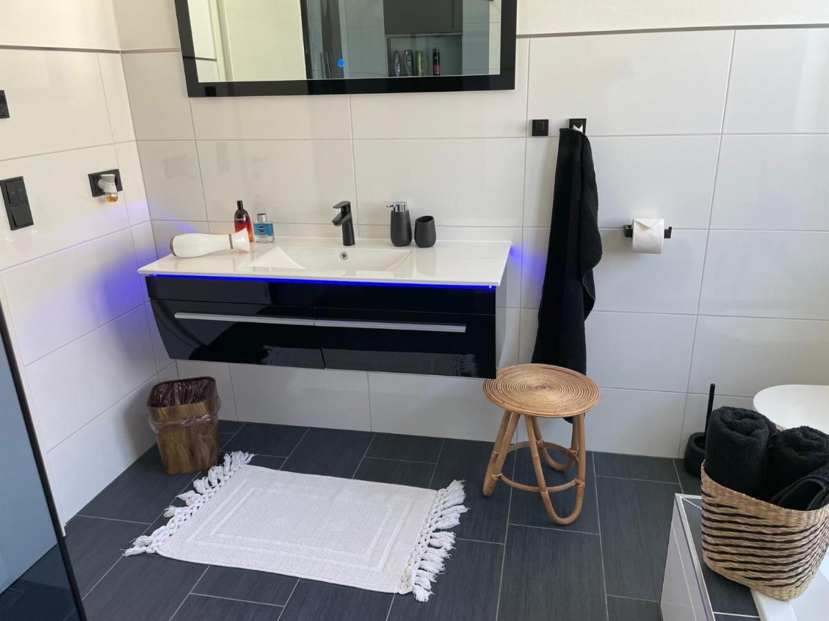 Apartments Saaldorf-Ferienhaus Mit 6 Apartments 45Qm-120Qm Direkt Am Thueringer Meer-Bleilochtalsperre Bad Lobenstein Eksteriør billede