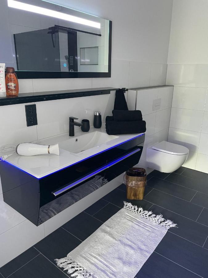 Apartments Saaldorf-Ferienhaus Mit 6 Apartments 45Qm-120Qm Direkt Am Thueringer Meer-Bleilochtalsperre Bad Lobenstein Eksteriør billede