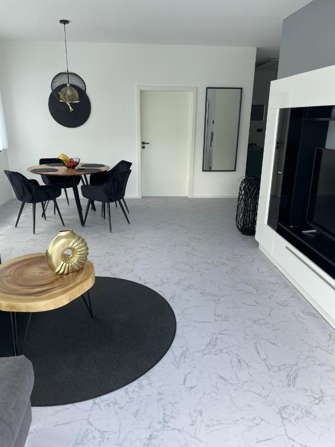 Apartments Saaldorf-Ferienhaus Mit 6 Apartments 45Qm-120Qm Direkt Am Thueringer Meer-Bleilochtalsperre Bad Lobenstein Eksteriør billede