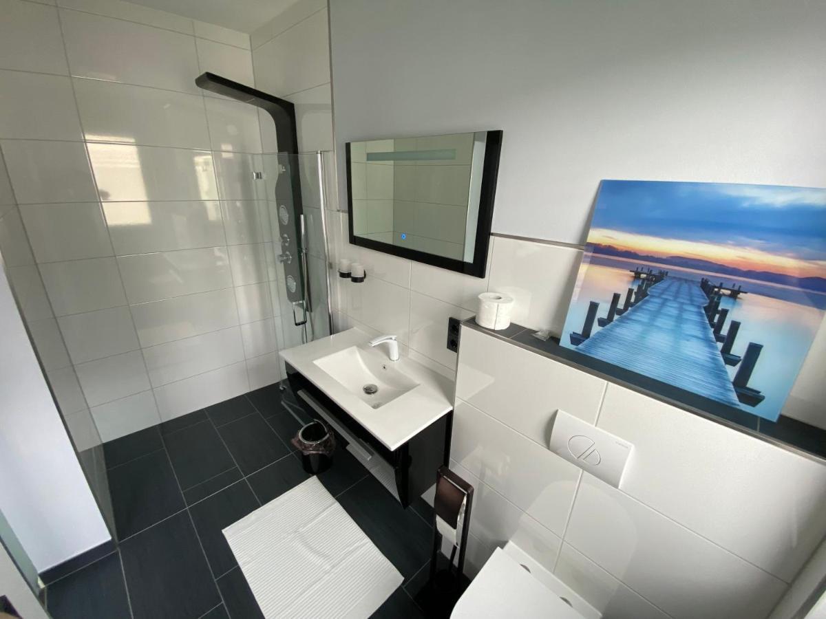 Apartments Saaldorf-Ferienhaus Mit 6 Apartments 45Qm-120Qm Direkt Am Thueringer Meer-Bleilochtalsperre Bad Lobenstein Eksteriør billede