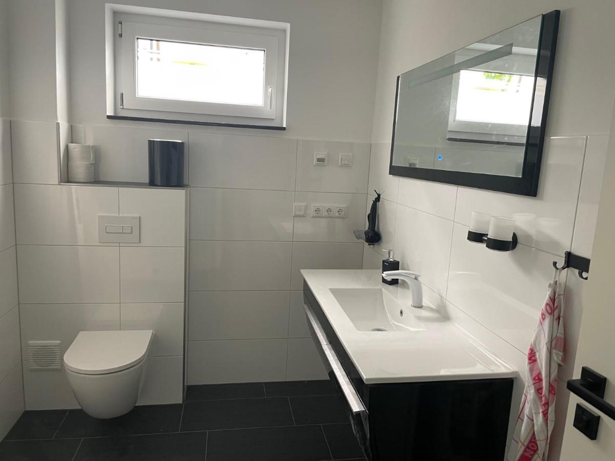 Apartments Saaldorf-Ferienhaus Mit 6 Apartments 45Qm-120Qm Direkt Am Thueringer Meer-Bleilochtalsperre Bad Lobenstein Eksteriør billede